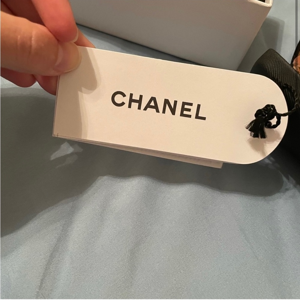 Vintage CHANEL Sunglasses - Picture 7 of 10